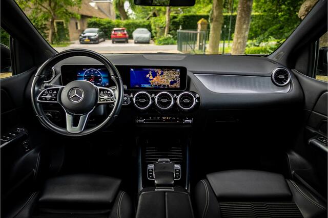 Mercedes-Benz B-KLASSE 180 Advantage Camera LED Stoelverwarming