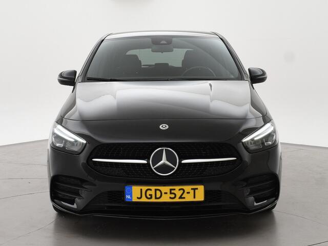 Mercedes-Benz B-KLASSE 250e 218 PK AMG NIGHT + SFEERVERLICHTING | CAMERA | 18 INCH | STOELVERWARMING