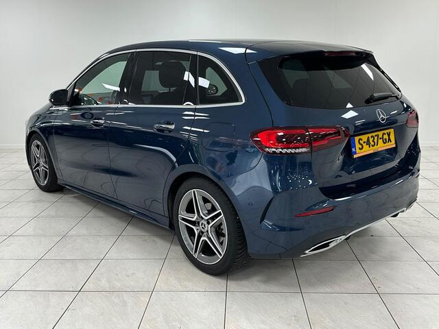 Mercedes-Benz B-KLASSE 180 AMG Line WEGKLAPBARE TREKHAAK | ACHTERUITRIJCAMERA | STOELVERWARMING | !LAGE KM-STAND! |