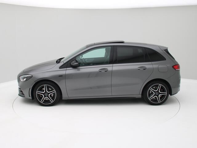 Mercedes-Benz B-KLASSE 250 e AMG Pano, Sfeer, Camera, Carplay