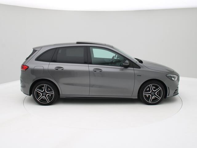 Mercedes-Benz B-KLASSE 250 e AMG Pano, Sfeer, Camera, Carplay