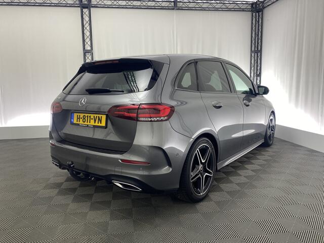Mercedes-Benz B-KLASSE 180 Business Solution AMG Automaat | Apple CarPlay | Trekhaak Afneembaar | Navi | Virtual CockPit |