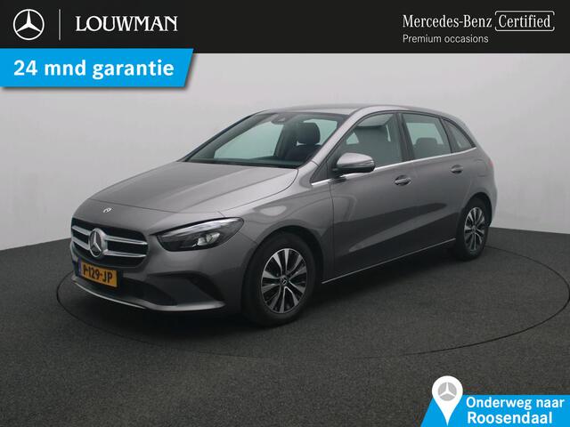 Mercedes-Benz B-KLASSE 180 Business Solution Trekhaak | Parkeerpakket met achteruitrijcamera | Stoelverwarming | Ledkoplampen. Inclusief 24 maanden MB Certified garantie voor Europa.