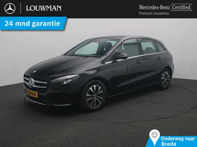 Mercedes-Benz B-KLASSE 180 Business Solution Ledkoplampen | Parkeerpakket met achteruitrijcamera | Stoelverwarming | Licht- en zicht pakket | Elektrisch inklapbare buitenspiegels. Inclusief 24 maanden MB Certified garantie voor Europa.