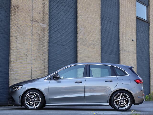 Mercedes-Benz B-KLASSE 250 AMG line 225PK Leder/Alcantara | NL Auto | Widescreen | Haak | Stoelverwarming