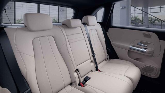 Mercedes-Benz B-KLASSE 180 Business Solution Luxury | Panoramadak | Trekhaak | Memory | Multibeam | Keyless | Widescreen |