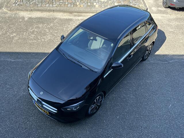 Mercedes-Benz B-KLASSE 180 AUTOMAAT Business Solution 1e EIGENAAR CAMERA CRUISE NAVI ECC LMV