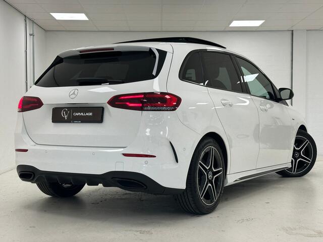 Mercedes-Benz B-KLASSE 180 AMG Line | Panoramadak | Multibeam | Night Pakket |