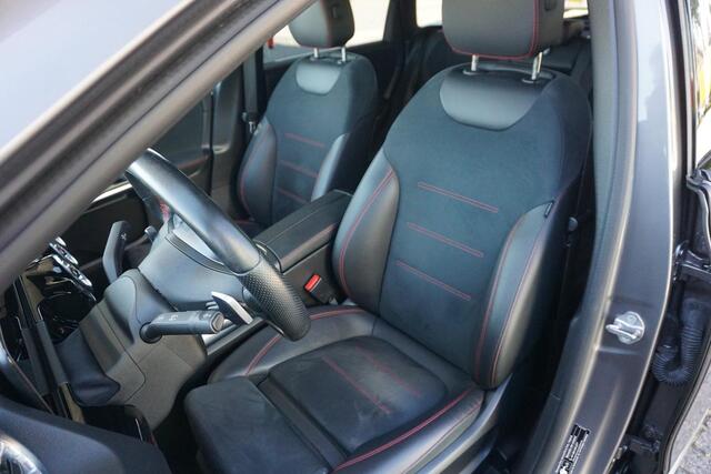 Mercedes-Benz B-KLASSE 200 Business Solution AMG | PANO | massage | trekhaak | sfeer | elct stoelen