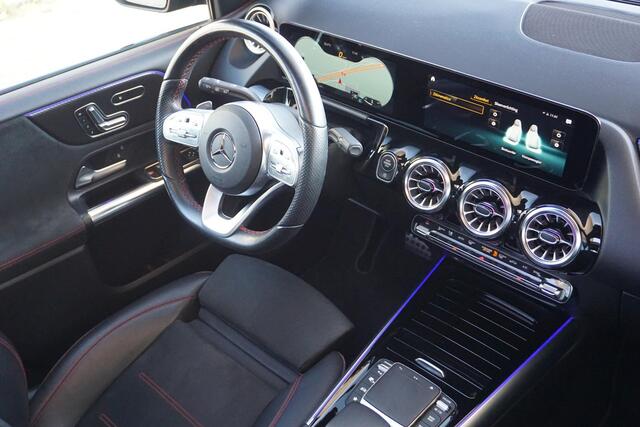 Mercedes-Benz B-KLASSE 200 Business Solution AMG | PANO | massage | trekhaak | sfeer | elct stoelen