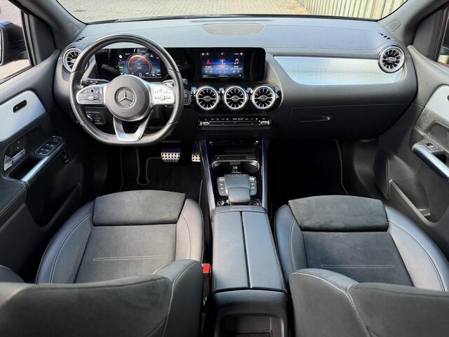 Mercedes-Benz B-KLASSE 250 e AMG Line 18''/Dodehoek/Camera/Navigatie/Sfeerverlichting/PDC/Stoelverwarming