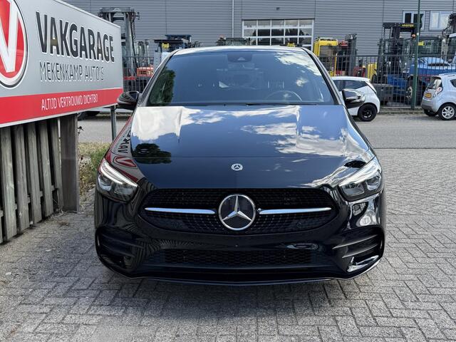 Mercedes-Benz B-KLASSE 250 e AMG Line 18''/Dodehoek/Camera/Navigatie/Sfeerverlichting/PDC/Stoelverwarming