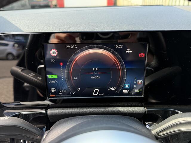 Mercedes-Benz B-KLASSE 250 e AMG Line 18''/Dodehoek/Camera/Navigatie/Sfeerverlichting/PDC/Stoelverwarming