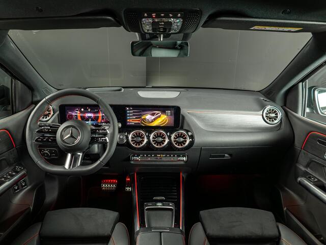 Mercedes-Benz B-KLASSE 250 e Business Solution AMG Premium PLUS | Panorama dak | Trekhaak