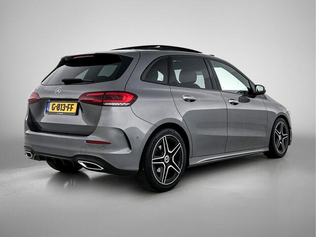 Mercedes-Benz B-KLASSE 180 AMG Nightpakket | Panoramadak | Stoelverwarming | Augmented Reality | LED | Parkeerpakket met Camera | Inclusief 12 Maanden Garantie.