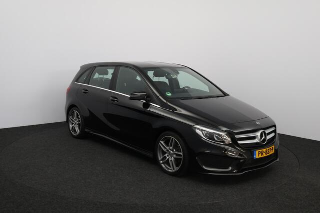 Mercedes-Benz B-KLASSE 180 Business Solution AMG/ AUTOMAAT!/ Zwarte-Hemel/ 18'' LMV/ LED Koplampen/ Keyless-GO/ Stoelverw./ Camera/ PDC V+A/ Half-Leder - Alcantara/ Navi/ Cruise/ Bluetooth/ Multi. Sportstuur.