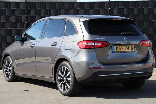 Mercedes-Benz B-KLASSE 250 e | Camera | Stoelverwarming | Apple Carplay-/Android Auto | Climate Control