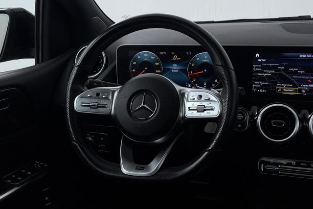 Mercedes-Benz B-KLASSE 180 Business Solution AMG (PANORAMADAK, STOELVERWARMING, CAMERA, NAVIGATIE)