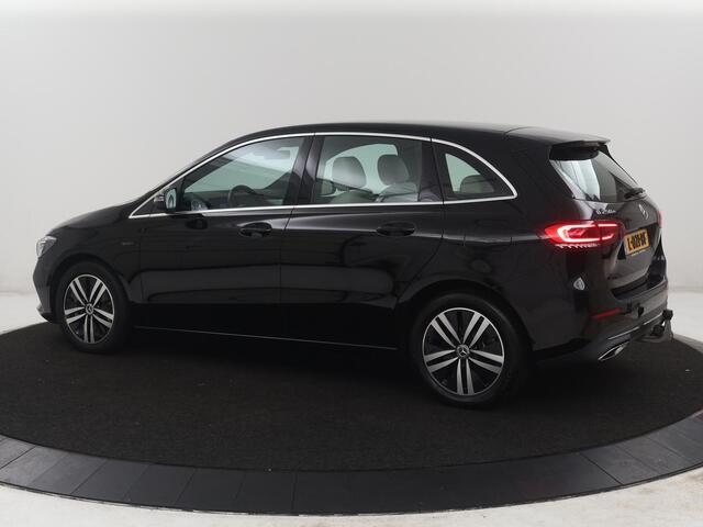 Mercedes-Benz B-KLASSE B-klasse250 e Business Solution Luxury Limited | SOH 93,0% | Leder | Stoelverwarming | Adaptive cruise | Carplay | Camera | Park assist | Sfeerverlichting | Elektrische achterlep | Trekhaak
