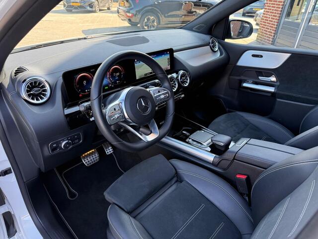 Mercedes-Benz B-KLASSE 250 e AMG Line Edition NIGHT Navi | Camera | Panorama | Sfeerverl. | Elek. Trekhaak
