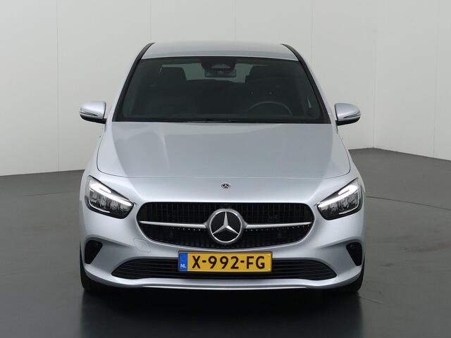 Mercedes-Benz B-KLASSE 250 e Luxury Line | Trekhaak wegklapbaar | Dodehoekassistent | Getint glas |