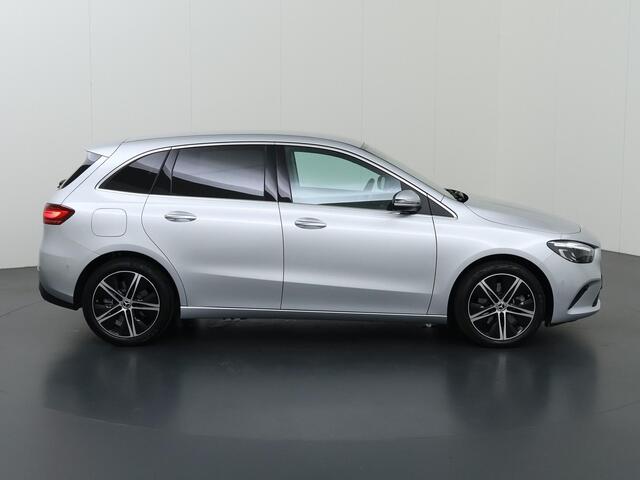 Mercedes-Benz B-KLASSE 250 e Luxury Line | Trekhaak wegklapbaar | Dodehoekassistent | Getint glas |