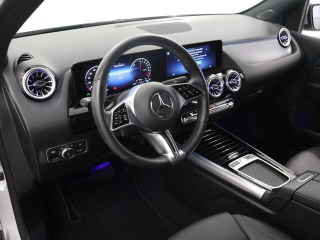 Mercedes-Benz B-KLASSE 250 e Luxury Line | Trekhaak wegklapbaar | Dodehoekassistent | Getint glas |
