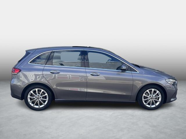 Mercedes-Benz B-KLASSE 200 | Luxury | Panoramadak | Inklapbare Spiegels