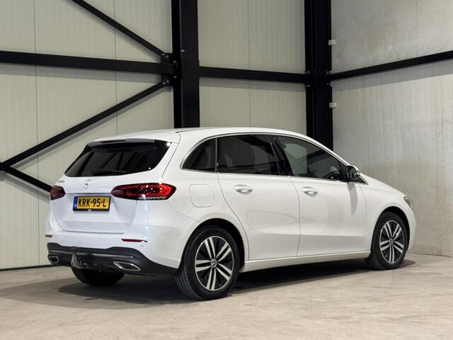 Mercedes-Benz B-KLASSE 250 e Business | navi | leder | trekhaak | carplay | sfeerverlichting |