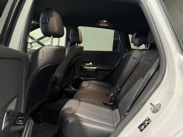 Mercedes-Benz B-KLASSE 250 e Business | navi | leder | trekhaak | carplay | sfeerverlichting |