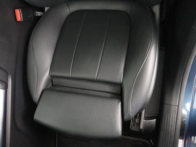 Mercedes-Benz B-KLASSE 250 e Business Solution Luxury Limited | SOH 97,5% | Panoramadak | Memory | Leder | Cruise control | Stoelverwarming | Sfeerverlichting | Elektrische achterklep | Camera | Park assist