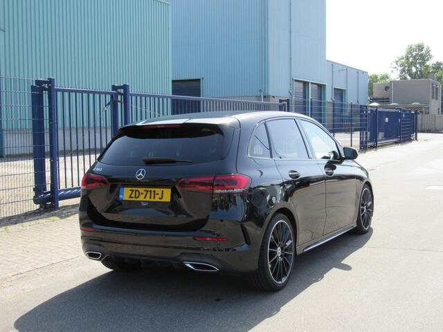 Mercedes-Benz B-KLASSE 180 Business Solution AMG widescreen-camera- 19 inch