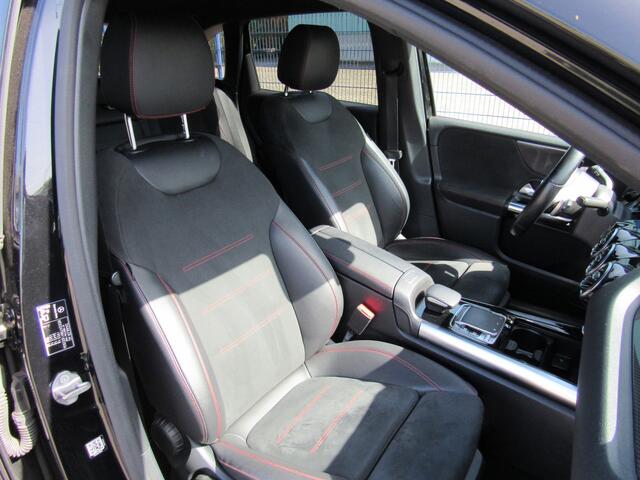 Mercedes-Benz B-KLASSE 180 Business Solution AMG widescreen-camera- 19 inch