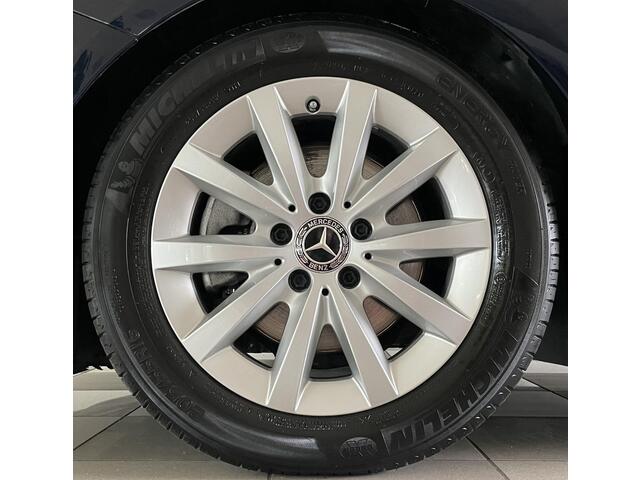 Mercedes-Benz B-KLASSE 180 Ambition | Trekhaak | Stoelverwarming | Parkeercamera |