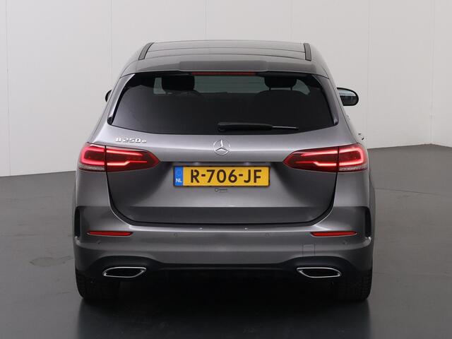 Mercedes-Benz B-KLASSE 250 e Business Line | AMG | Panoramadak | Trekhaak | Multibeam ledkoplampen | Distronic |