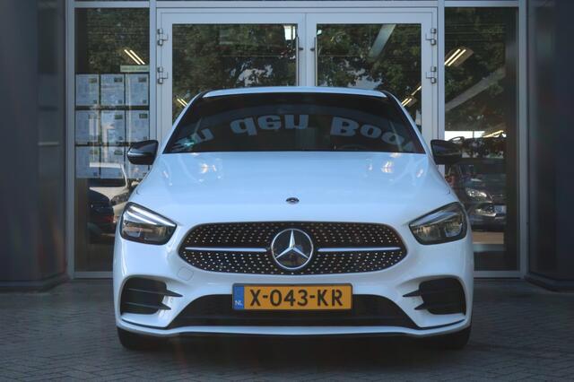 Mercedes-Benz B-KLASSE B180, AMG-Line, Dodehoek, Stoelverw, Trekhaak, Burmester incl subwoofer etc.