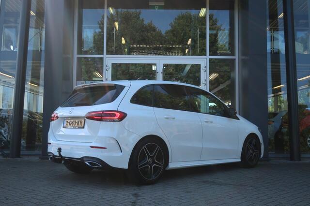 Mercedes-Benz B-KLASSE B180, AMG-Line, Dodehoek, Stoelverw, Trekhaak, Burmester incl subwoofer etc.