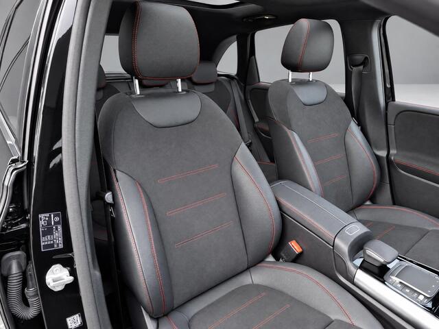 Mercedes-Benz B-KLASSE 180 Business Solution AMG | Panoramadak | Trekhaak Afneembaar | Night Pakket | Achteruitrijcamera | Memory Pakket | Sfeerverlichting | Stoelverwarming | Advanced Sound System | Dodehoekassistentie | Multibeam LED | Keyless-GO | Elektrisch Bedienbare Achterklep