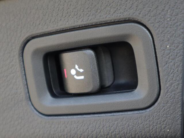 Mercedes-Benz B-KLASSE 250 e Business Solution Luxury Line l Trekhaak l Stoelverwarming l Achteruitrij camera