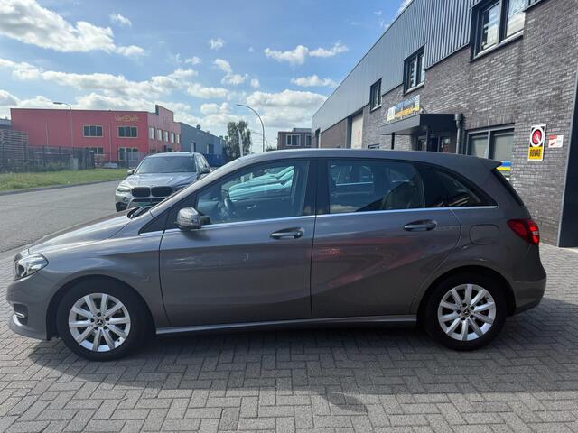 Mercedes-Benz B-KLASSE 180 Ambition | 1E EIGENAAR | 3/6/12MND GARANTIE | NAVI | LED | AICRO | CRUISE | TREKHAAK |