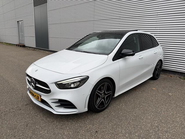 Mercedes-Benz B-KLASSE 180 Bus. Sol. AMG NAP Pano Night Camera Cruise Carplay Dealer OH