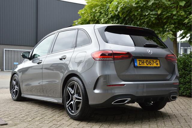 Mercedes-Benz B-KLASSE 180 Business Solution AMG LED | NIGHT PAKKET | PDC | PANORAMADAK | STOELVERW | ENZ