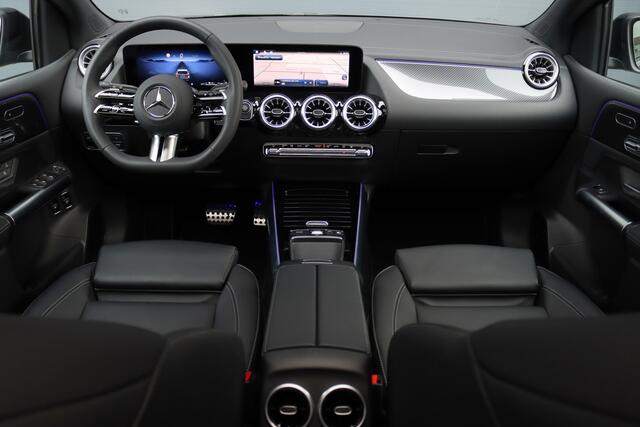 Mercedes-Benz B-KLASSE 250 e AMG Line | Panoramadak | Memory | Distronic | AMG Exclusief-pakket | Trekhaak | Surround Camera | Leder | Dodehoekassistent | Mutlibeam LED |