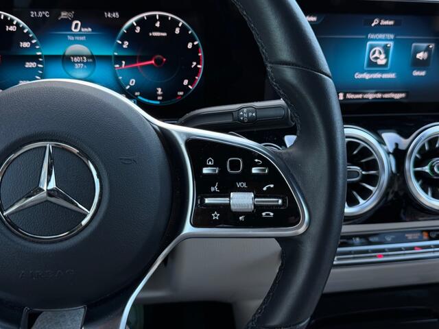 Mercedes-Benz B-KLASSE 180 Luxury Line - leer - adaptive cruise - stoelverwarming