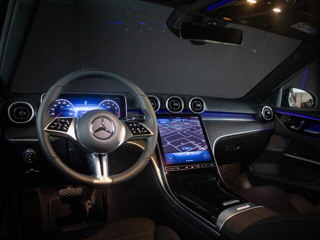 Mercedes-Benz C-KLASSE 180 AMG Line Panorama dak