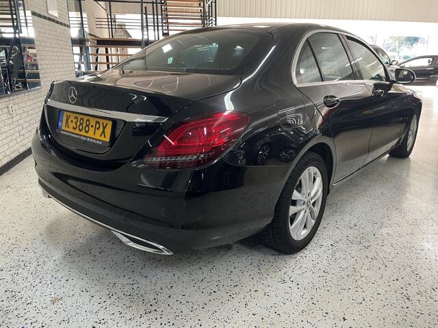 Mercedes-Benz C-KLASSE 180 CDI Automaat Sport Navigatie ECC Airco PDC Camera LED