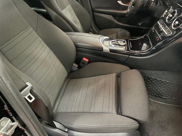 Mercedes-Benz C-KLASSE 180 CDI Automaat Sport Navigatie ECC Airco PDC Camera LED
