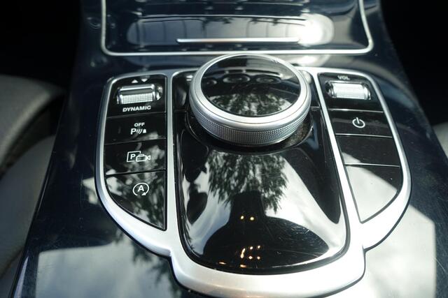Mercedes-Benz C-KLASSE 180 Premium Plus Pack AMG Line