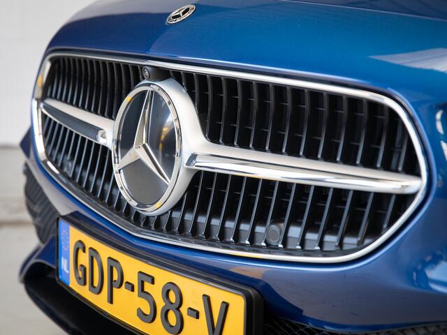 Mercedes-Benz C-KLASSE 300 e Luxury Line Panorama dak