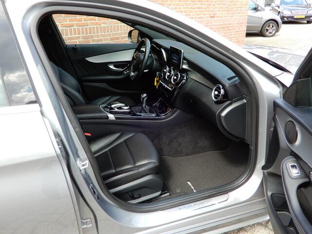 Mercedes-Benz C-KLASSE 180 AMBITION AMG